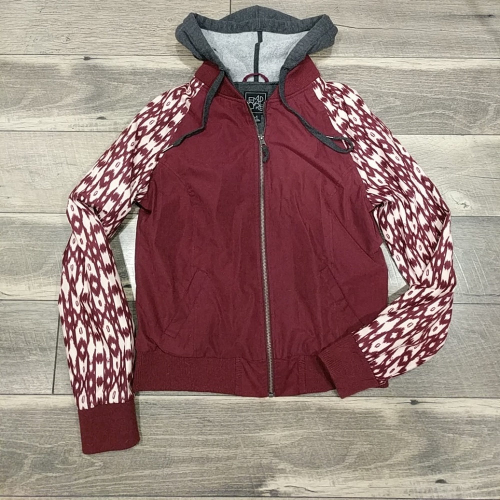 Empcyre Sweatshirt Windbreaker Jacket size Medium